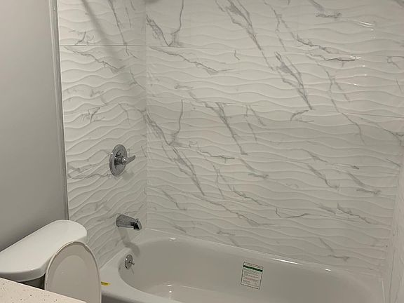 3rd image of 437 Torry Ave APT 3