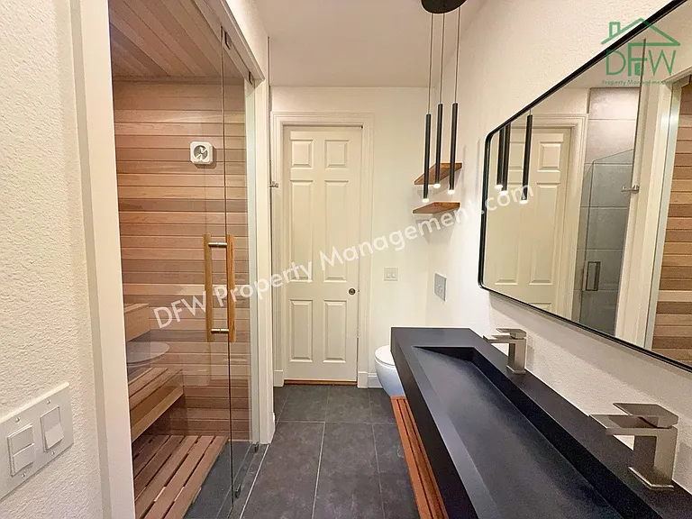 1205 Golden Gate Dr — Photo 19