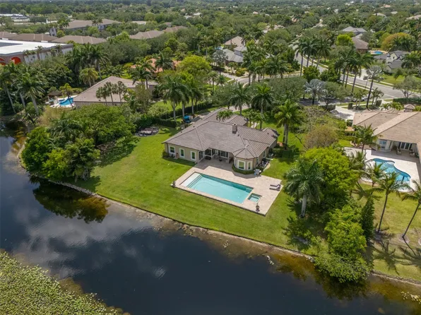 4197 Finishline Terrace, Davie, FL 33330