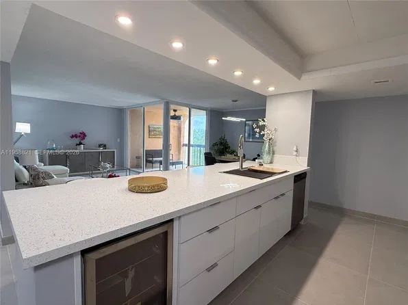 950 Egret Cir APT 5409, Delray Beach, FL 33444