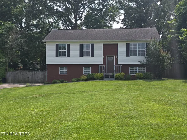 221 Stone St, Seymour, TN 37865