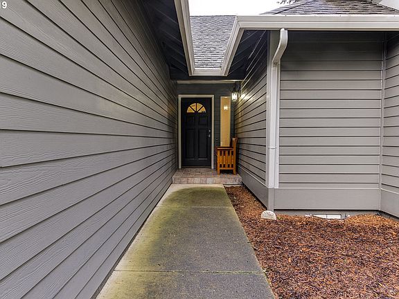 4th image of 14508 NE 49th Cir