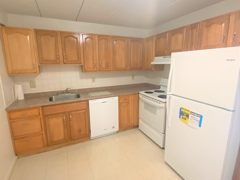 1st image of 180 Quincy Ave #11B