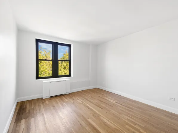 18-35 Corporal Kennedy Street image 3 of 7