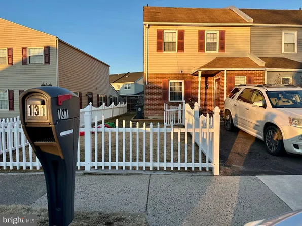 131 Hickory Dr, Quakertown, PA 18951