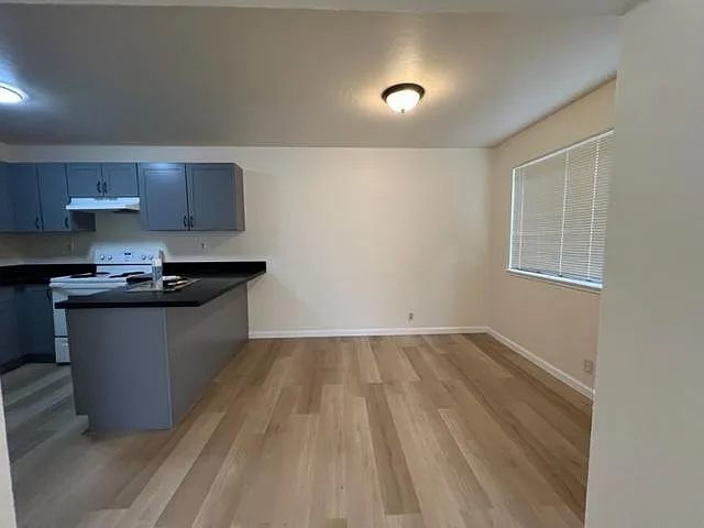899 Hillside Blvd #8 — Photo 3
