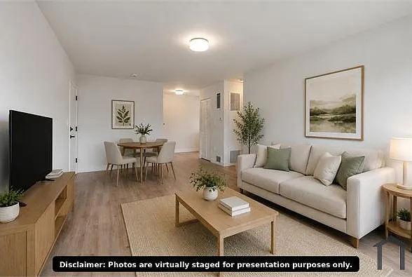 2622 S Hobart Blvd #15 — Photo 3