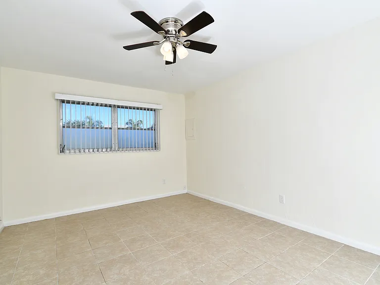 44 Tangelo Ct — Photo 30