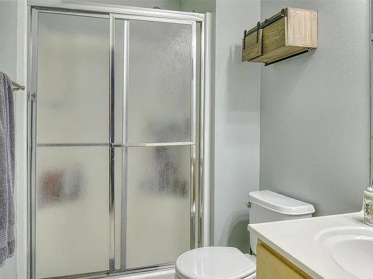 7862 Vernon Ave — Photo 13