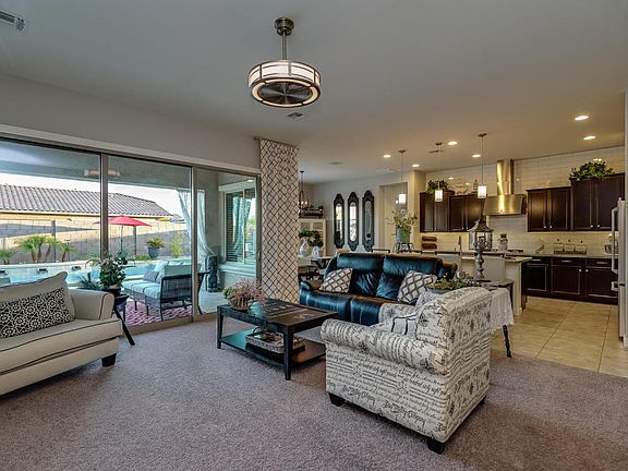 3rd image of 18435 W Paradise Ln