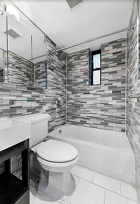 Rented by REAL New York | media 51