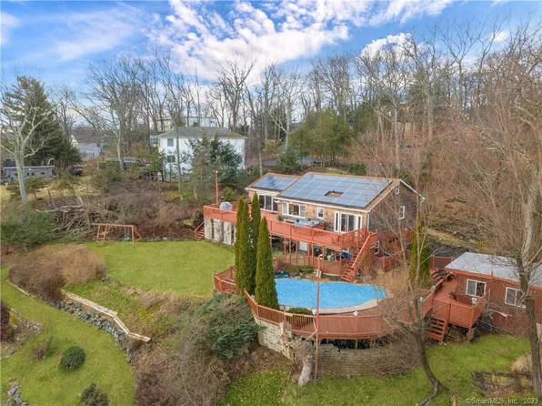 14 High Trail Ch, New Fairfield, CT 06812