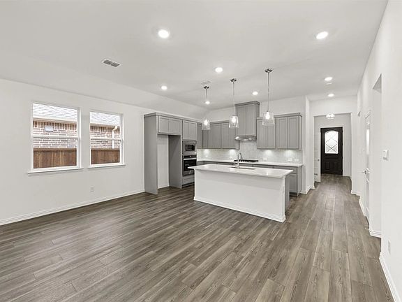 Coyote Meadows - Crockett Interior Image 4