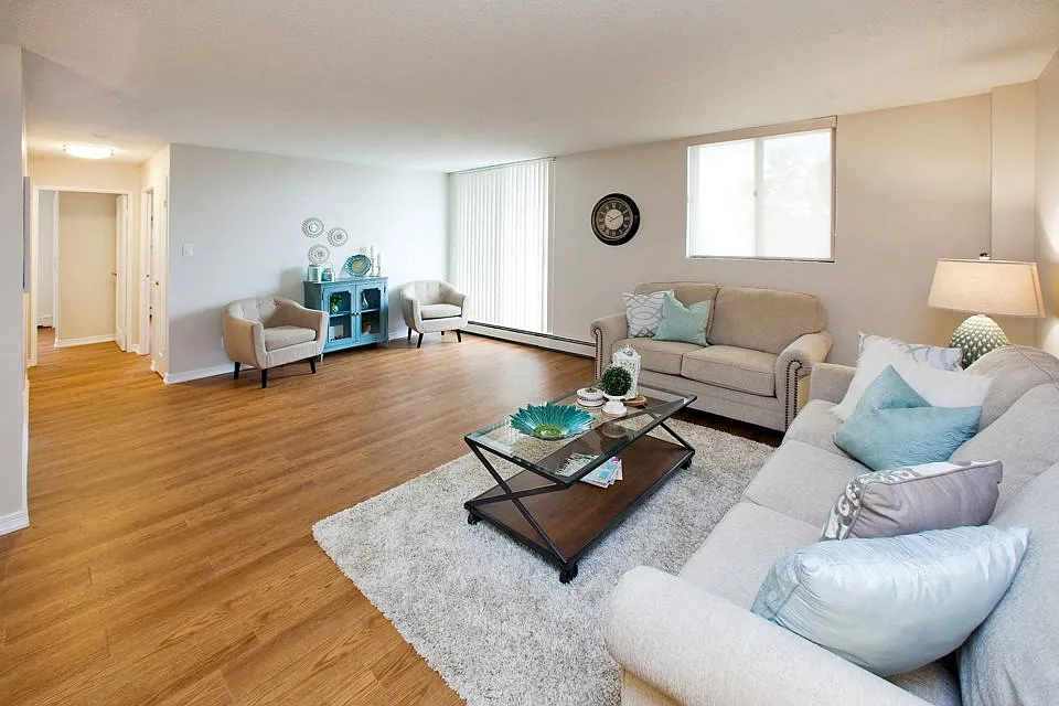 Wellington Park Towers — Photo 3