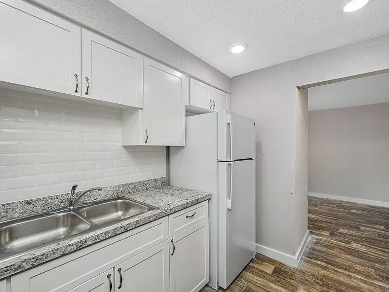 Loft at Third Apartments — Photo 5