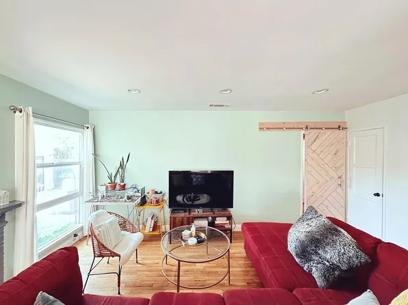 (undisclosed Address), Long Beach, CA 90808