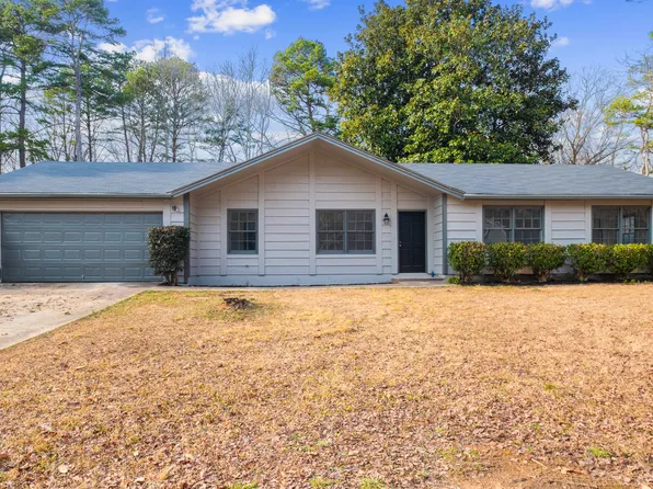 1463 Rockmoor Ct, Stone Mountain, GA 30088