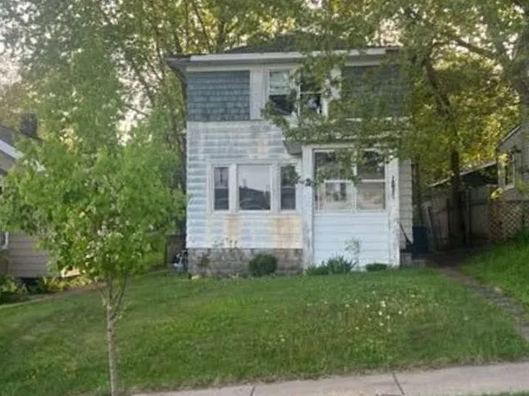 1511 N 9th Ave E, Duluth, MN 55805