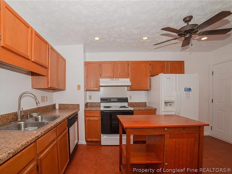 6440 Brookshire St — Photo 22