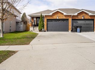 22 Marston Cres, Cambridge, ON