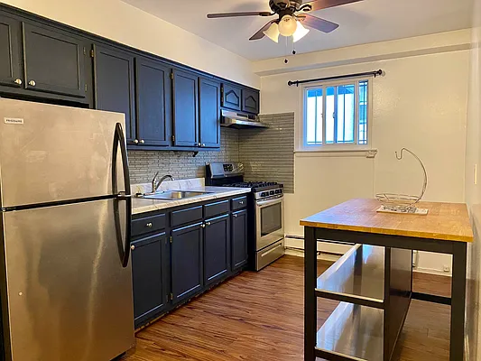 Rented by Rentiko Inc | media 8