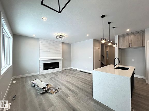 4th image of 57 Wynn Rd