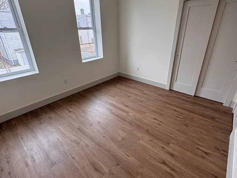 397 N 13th St #2 — Photo 11