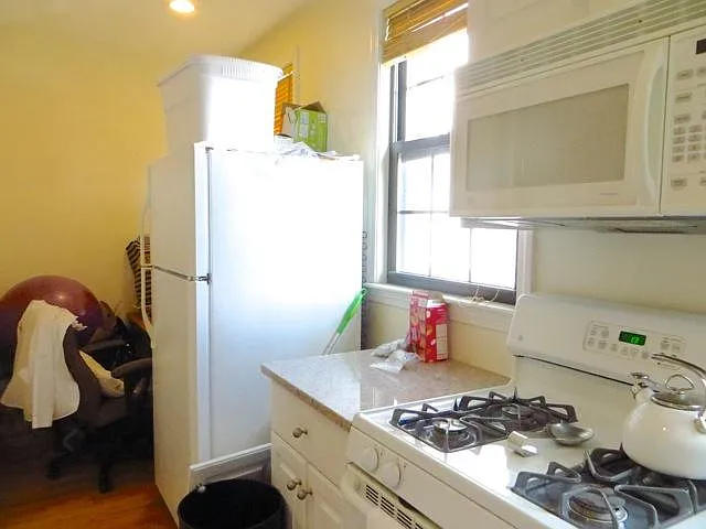 73 Hudson St #3 — Photo 11