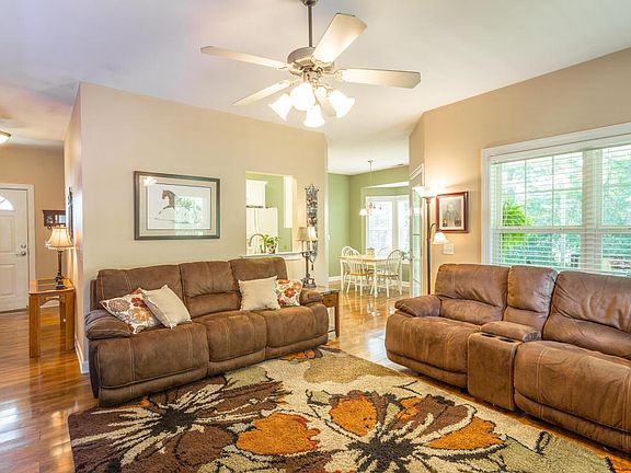 2560 Robiin Glen Dr.-48