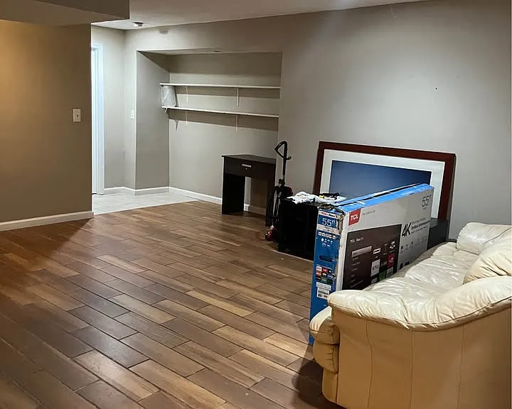 1305 Kingsbury Dr — Photo 8