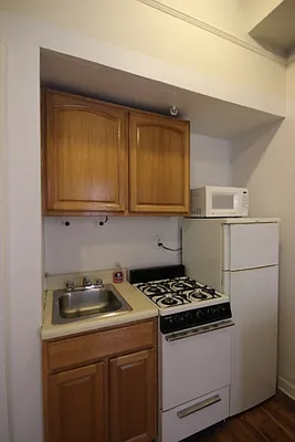 Rented by (Legacy) NY Quality Living Uptown | media 12