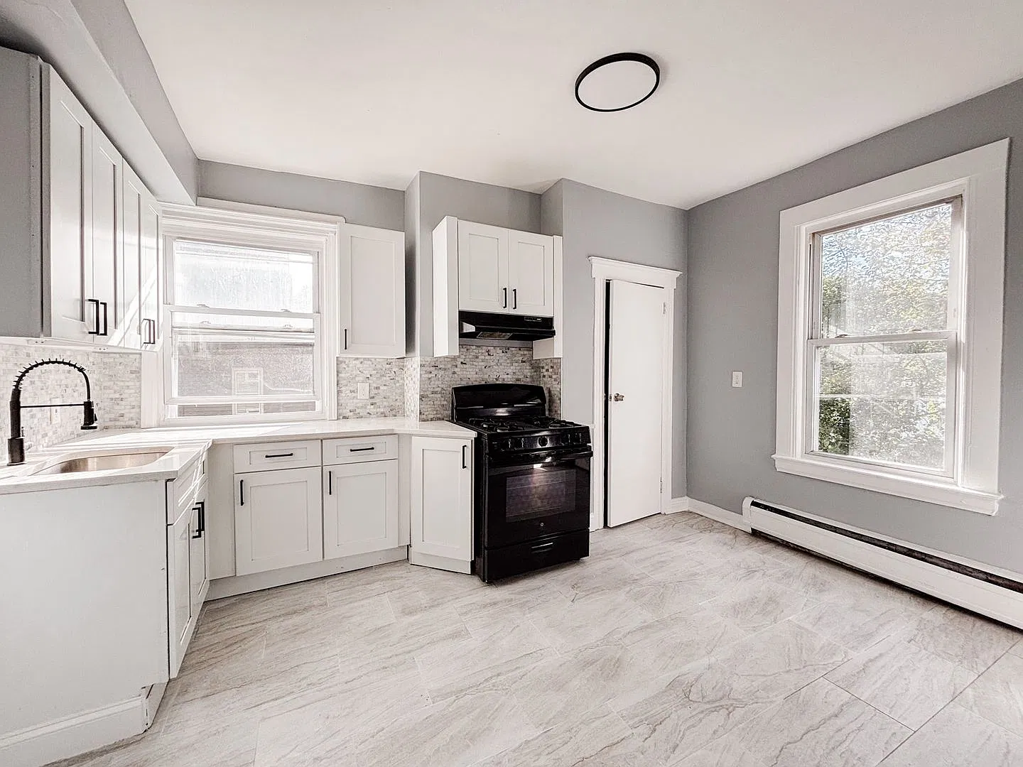 279 Halsted St — Photo 1