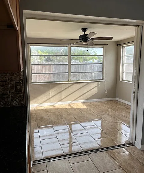 4640 Abdella Ln — Photo 10