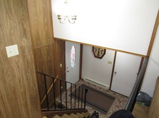 14111 Charlotte Dr, Woodstock, IL 60098