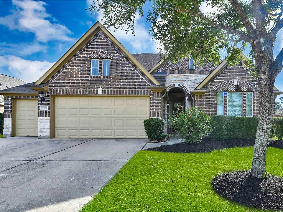 16702 Lake Limestone Ln