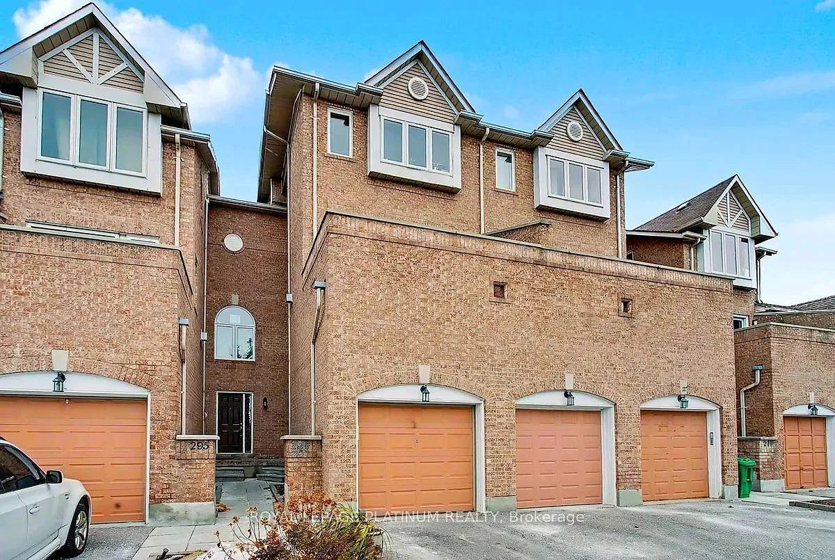 3 bed, $3,000 — Photo 1