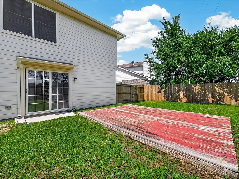 19710 Twin Canyon Ct — Photo 33
