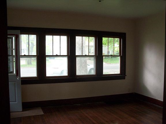 Front entry with the door to the left