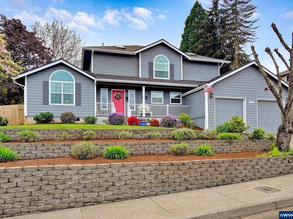 920 Sunmist Ct SE, Salem, OR 97306