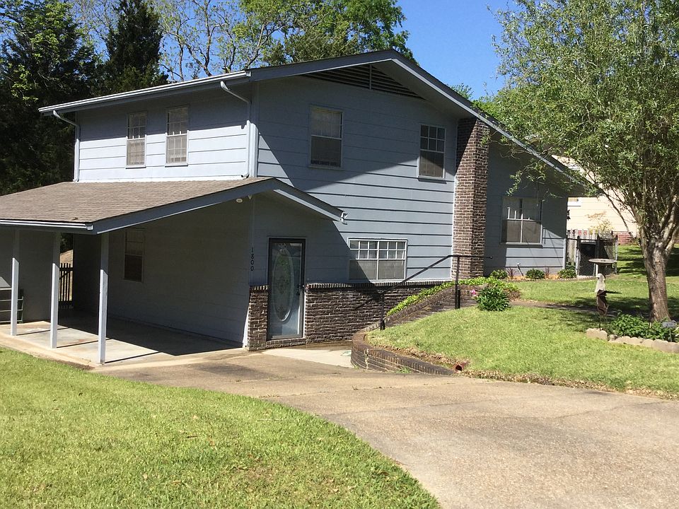 1st image of 1800 Skipland Dr