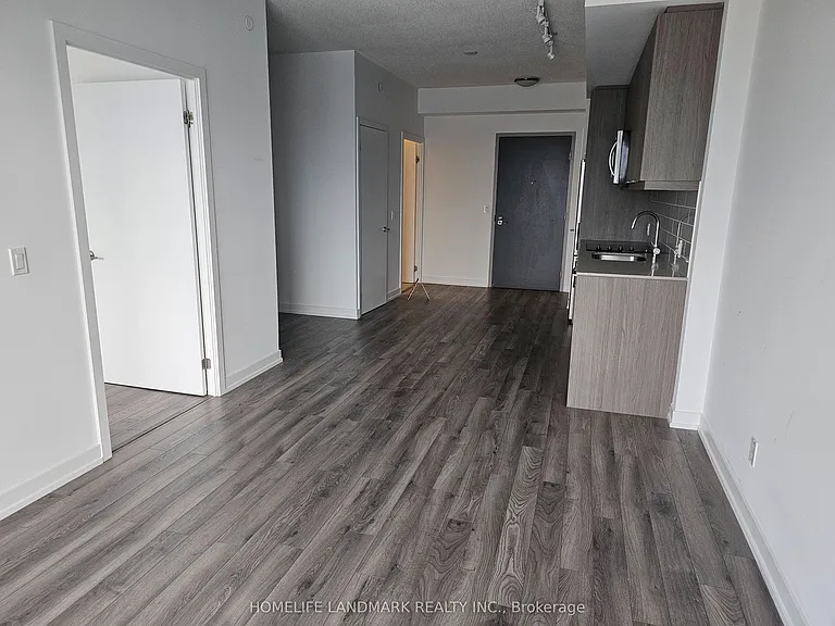 38 Forest Manor Rd #1303 — Photo 8