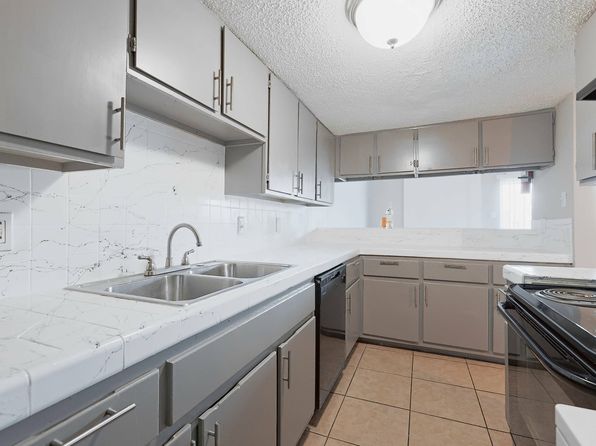 5600 Cotswold Hills Dr #1405