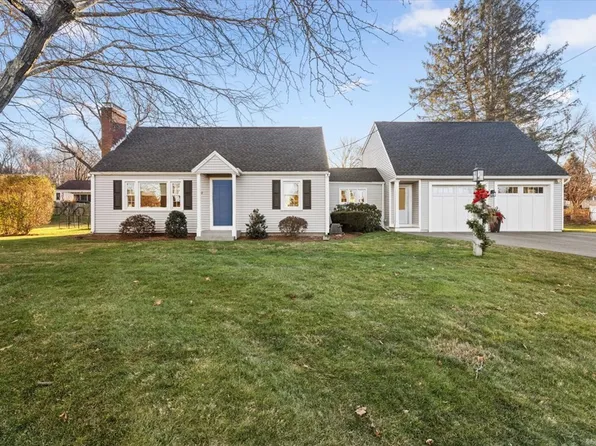 210 W Main St, Westborough, MA 01581