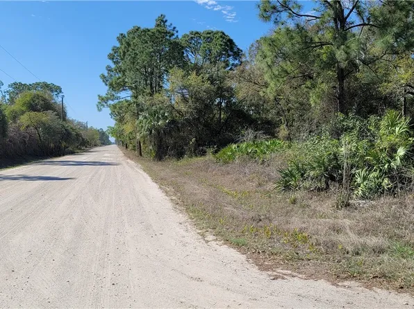 7717 21st Ter, Labelle, FL 33935
