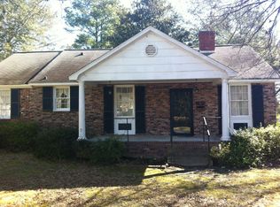 1512 Lakeview Ave, Camden, SC 29020