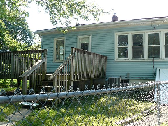 Deck on the back of the house