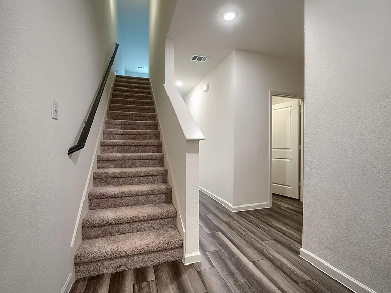 14122 Emeric St — Photo 14