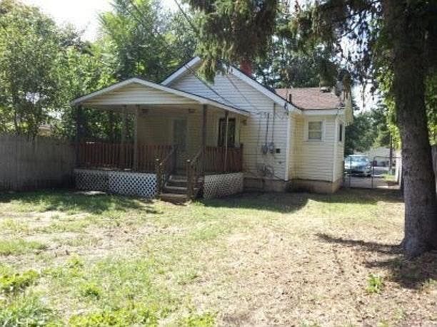 1st image of 6107 Glenis St