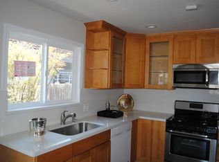 1155 Phyllis Ave, Mountain View, CA 94040