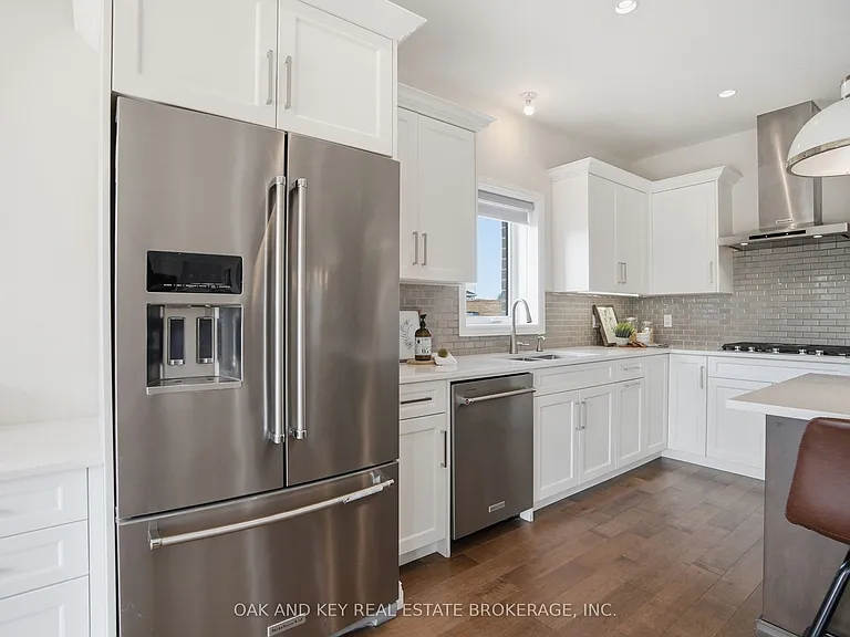 11 Bowman Dr — Photo 13